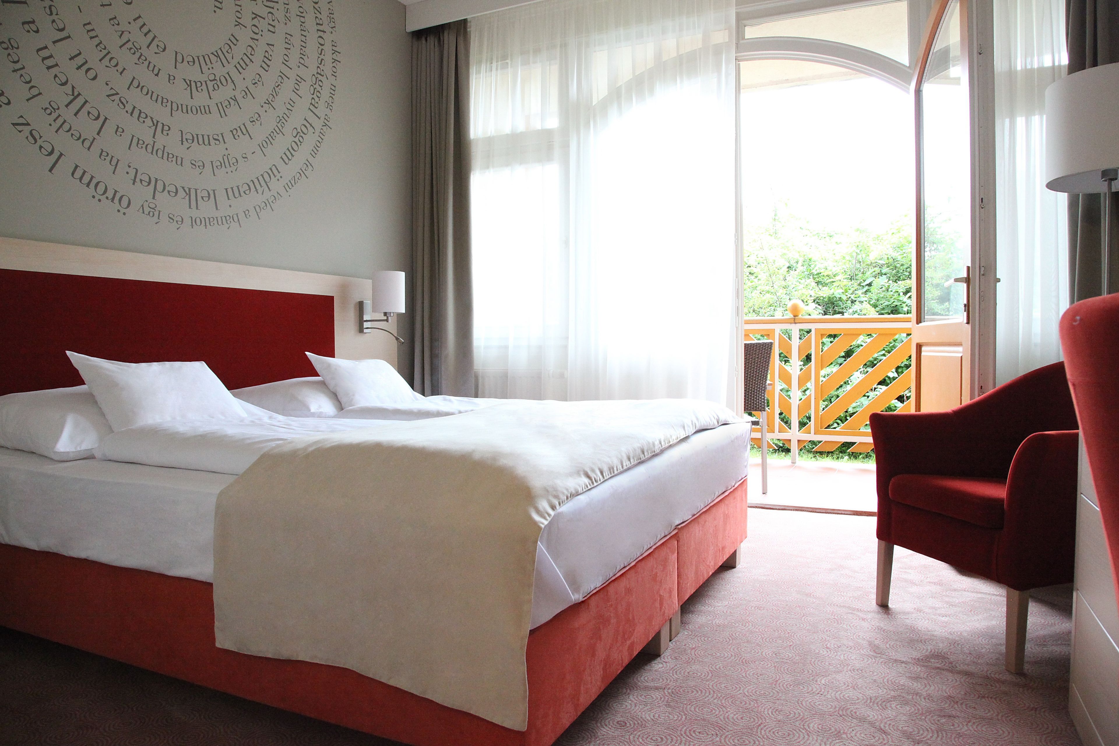 family room, 2 bedrooms | 1 bedroom, minibar, in-room safe, desk