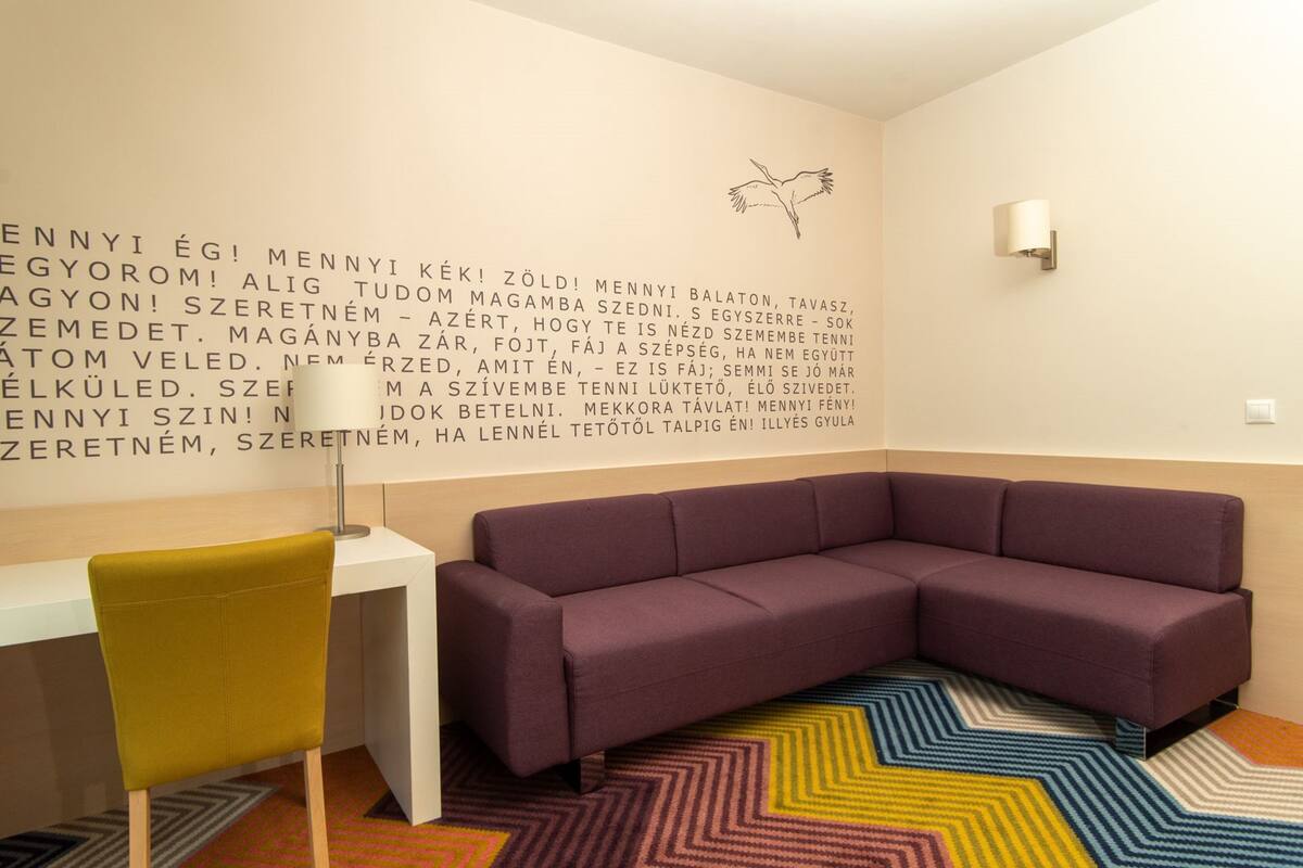 luxury suite, 1 bedroom | living area | lcd tv