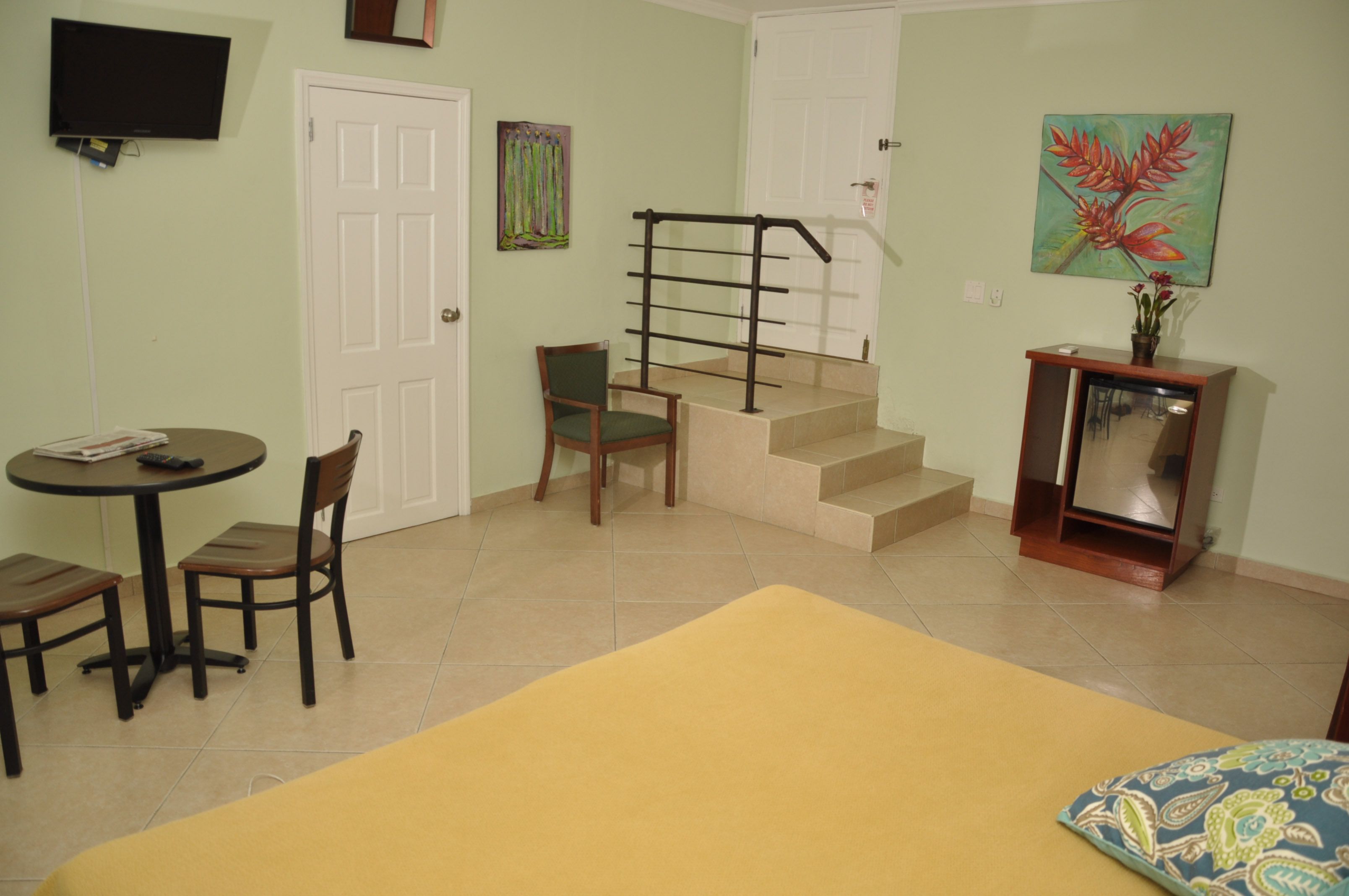 comfort double room | living area | 32-inch flat-screen tv with satellite channels, tv