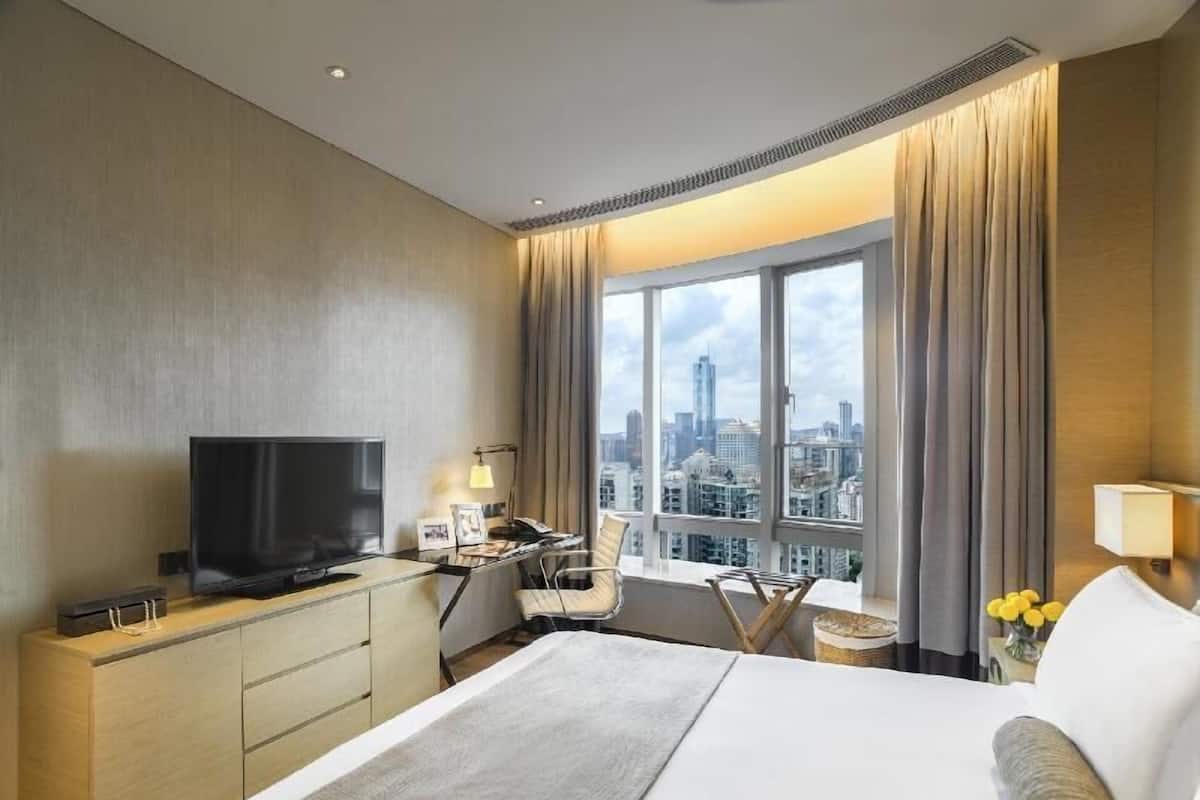 Caja de seguridad en la habitación, escritorio y insonorización