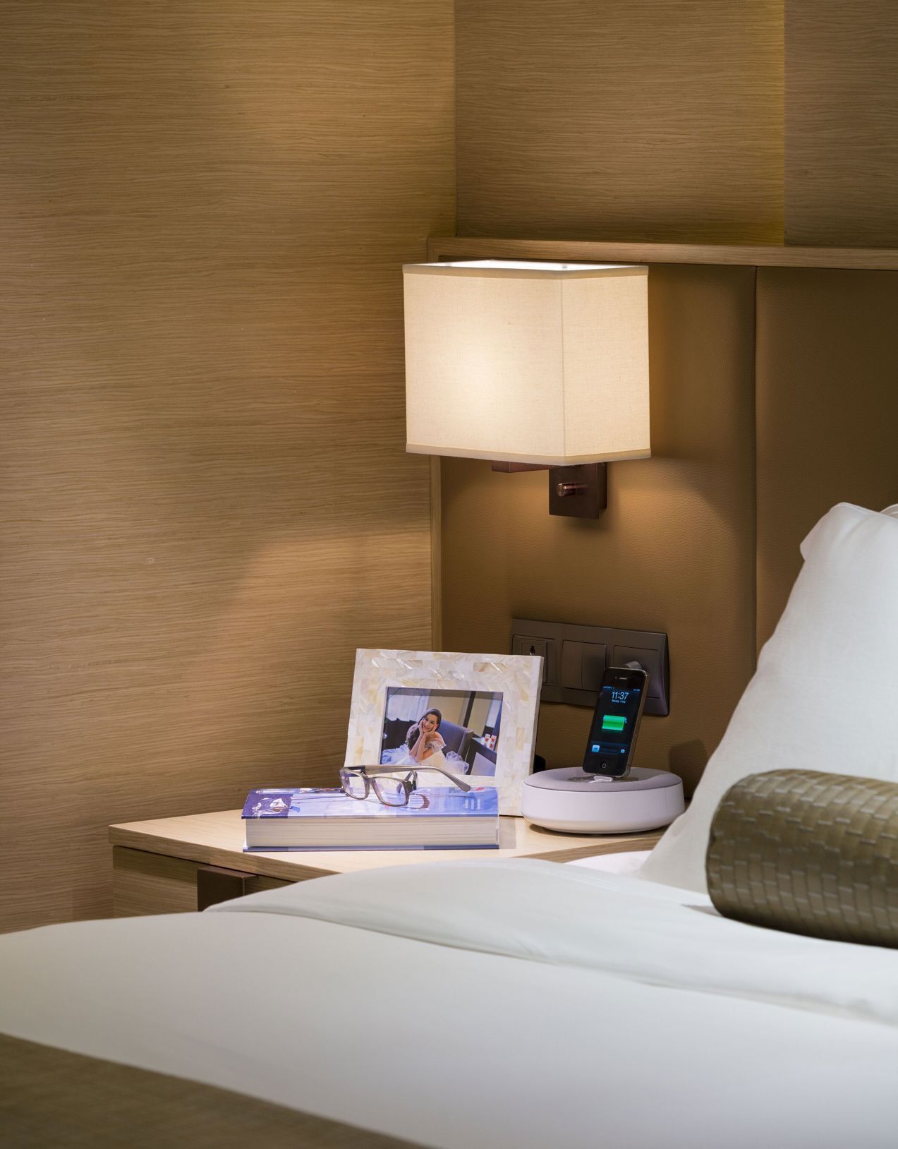 In-room safe, desk, soundproofing, iron/ironing board