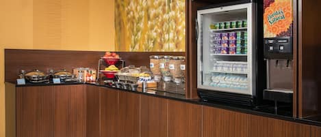 Free daily buffet breakfast