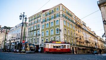 Fassade der Unterkunft – Abend/Nacht