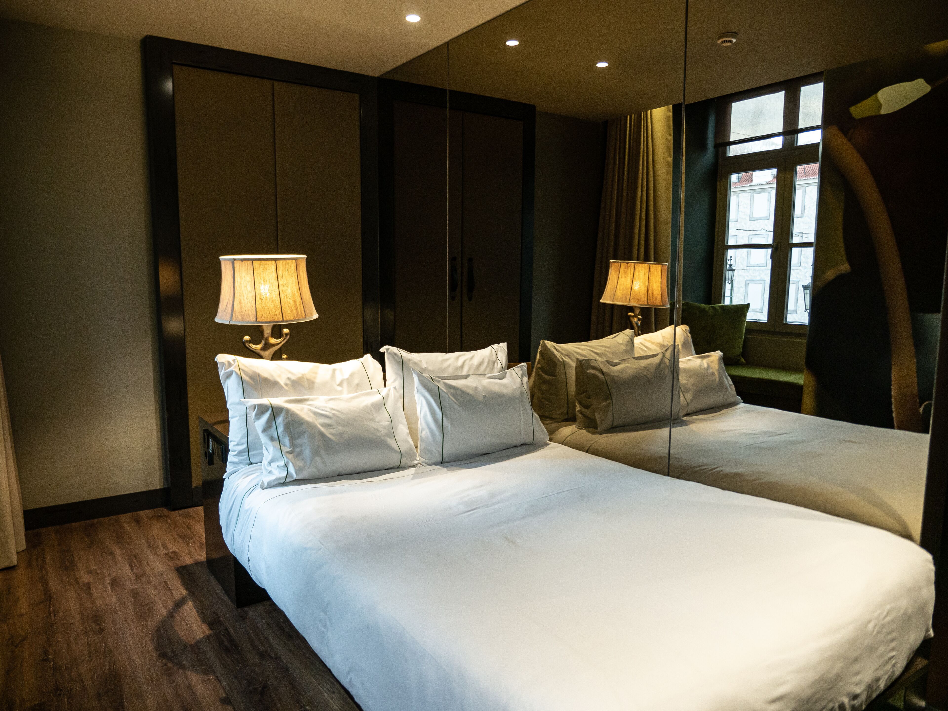 minibar, in-room safe, desk, blackout curtains