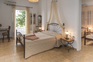 Apartment, 2 Bedrooms | Premium bedding, in-room safe, blackout curtains, iron/ironing board - Soultana Rooms & Apartments (Milos)