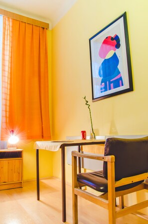 Essbereich im Zimmer