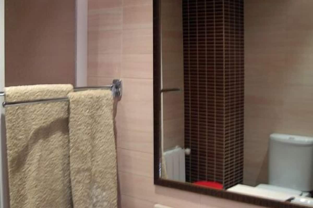 double or twin room | bathroom | free toiletries, hair dryer, towels