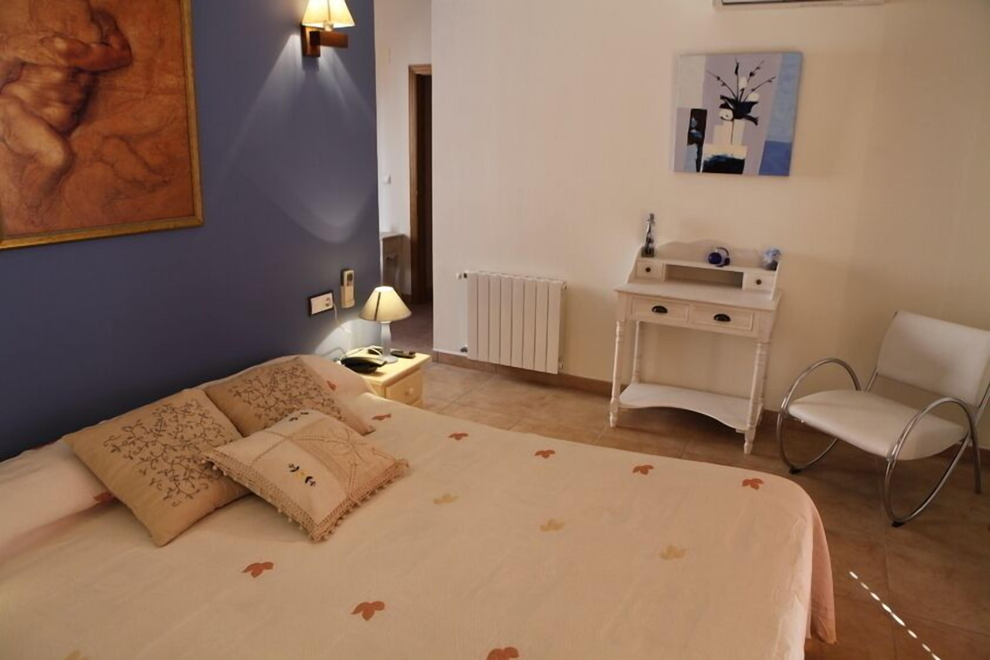 in-room safe, desk, iron/ironing board, cots/infant beds