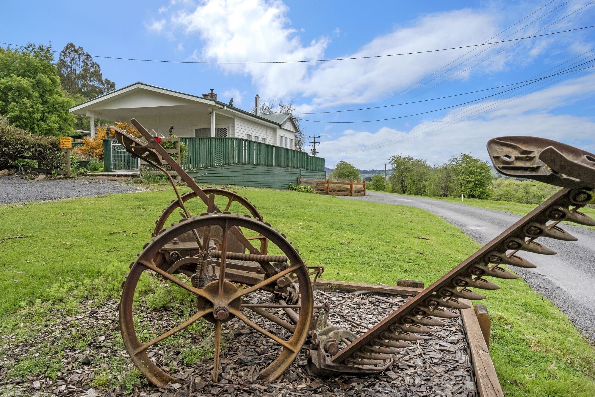 Mole Creek Cabins — image 19