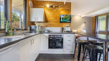 Panoramic Cabin, Mountain View | Private kitchenette | Microwave, oven, coffee/tea maker, electric kettle