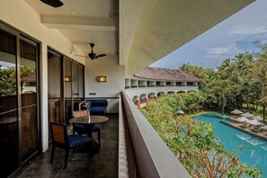 3 restaurants, breakfast, lunch, dinner served; Indian cuisine - The Diwa Club by Alila Diwa Goa - A Hyatt Brand (Majorda)