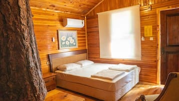 Honeymoon-Suite | Zimmersafe, individuell dekoriert, individuell eingerichtet, Bettwäsche