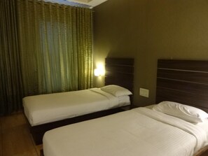 In-room safe, desk, soundproofing, rollaway beds