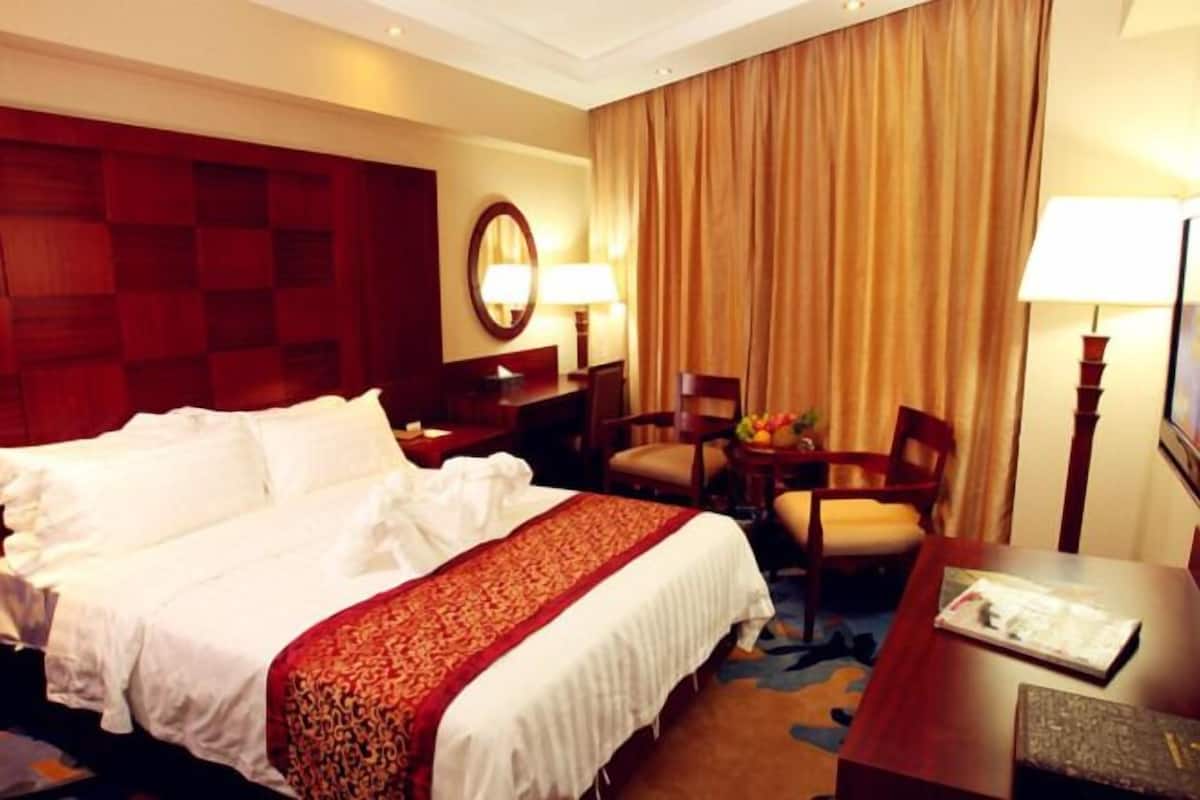 Minibar, in-room safe, blackout curtains, soundproofing