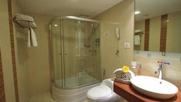 Ducha, cabezal de ducha tipo lluvia, artículos de tocador gratuitos