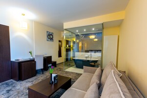 더블룸 (Prestige) | 미니바, 객실 내 금고, 책상, 방음 설비