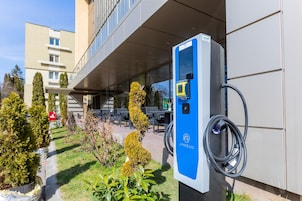 Borne de recharge pour véhicule électrique