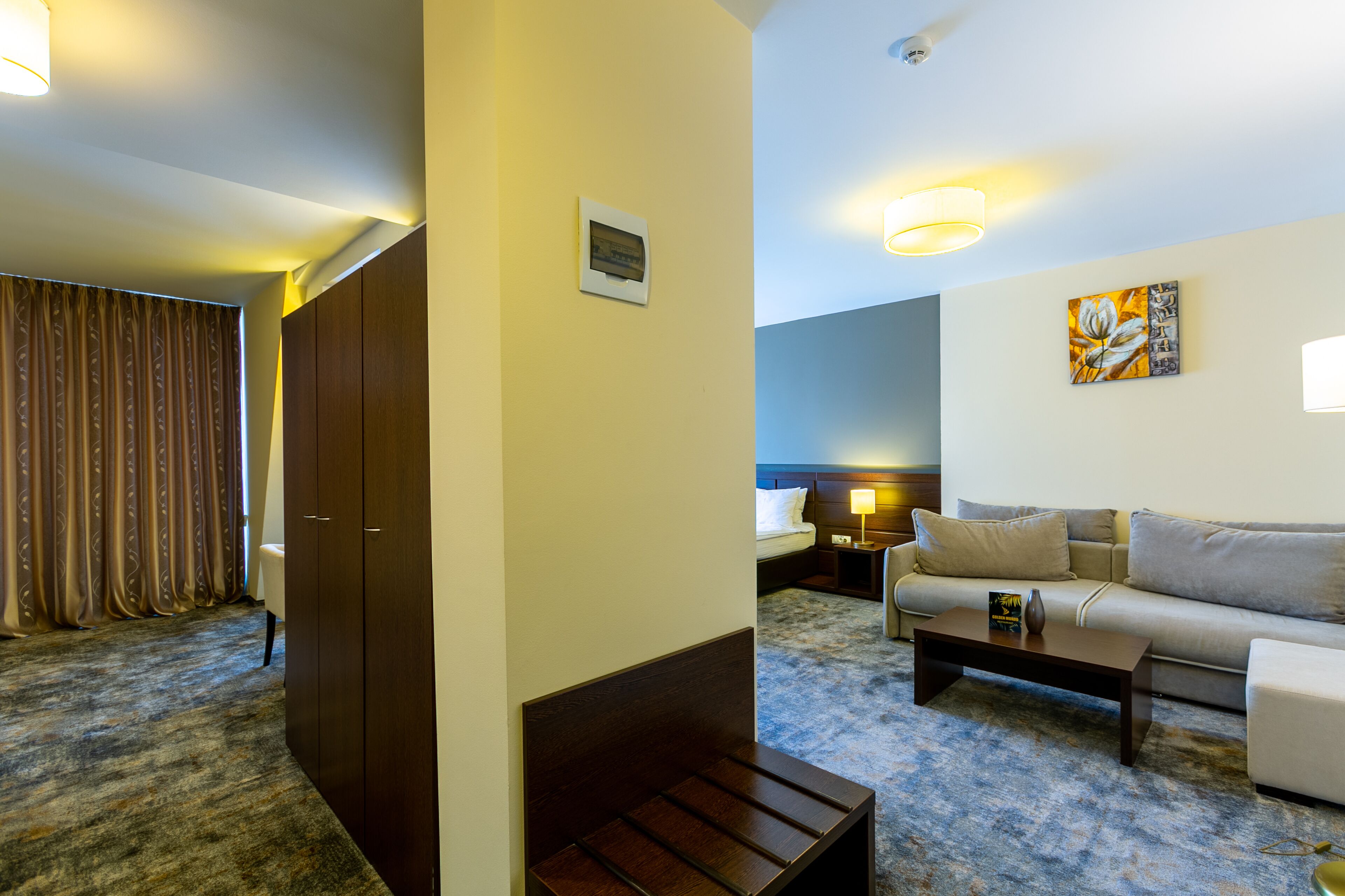 golden suite | 1 bedroom, minibar, in-room safe, desk
