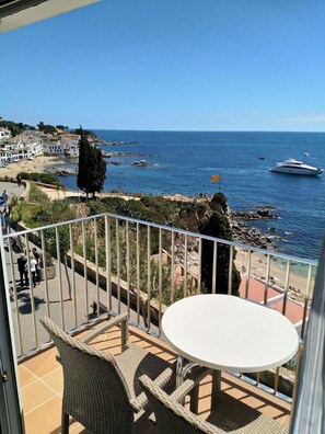 Balcony - Hotel Mediterrani (Palafrugell)