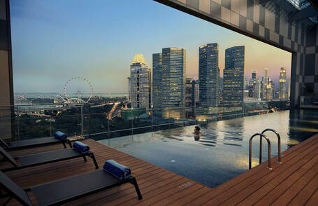 Pan Pacific Serviced Suites Beach Road, Singapore - Image 19