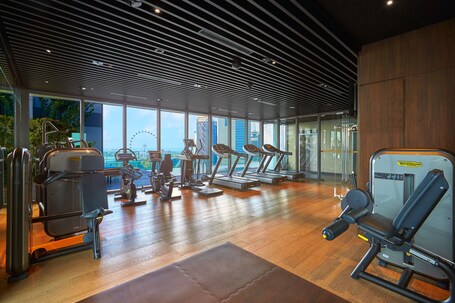 Pan Pacific Serviced Suites Beach Road, Singapore - Image 23