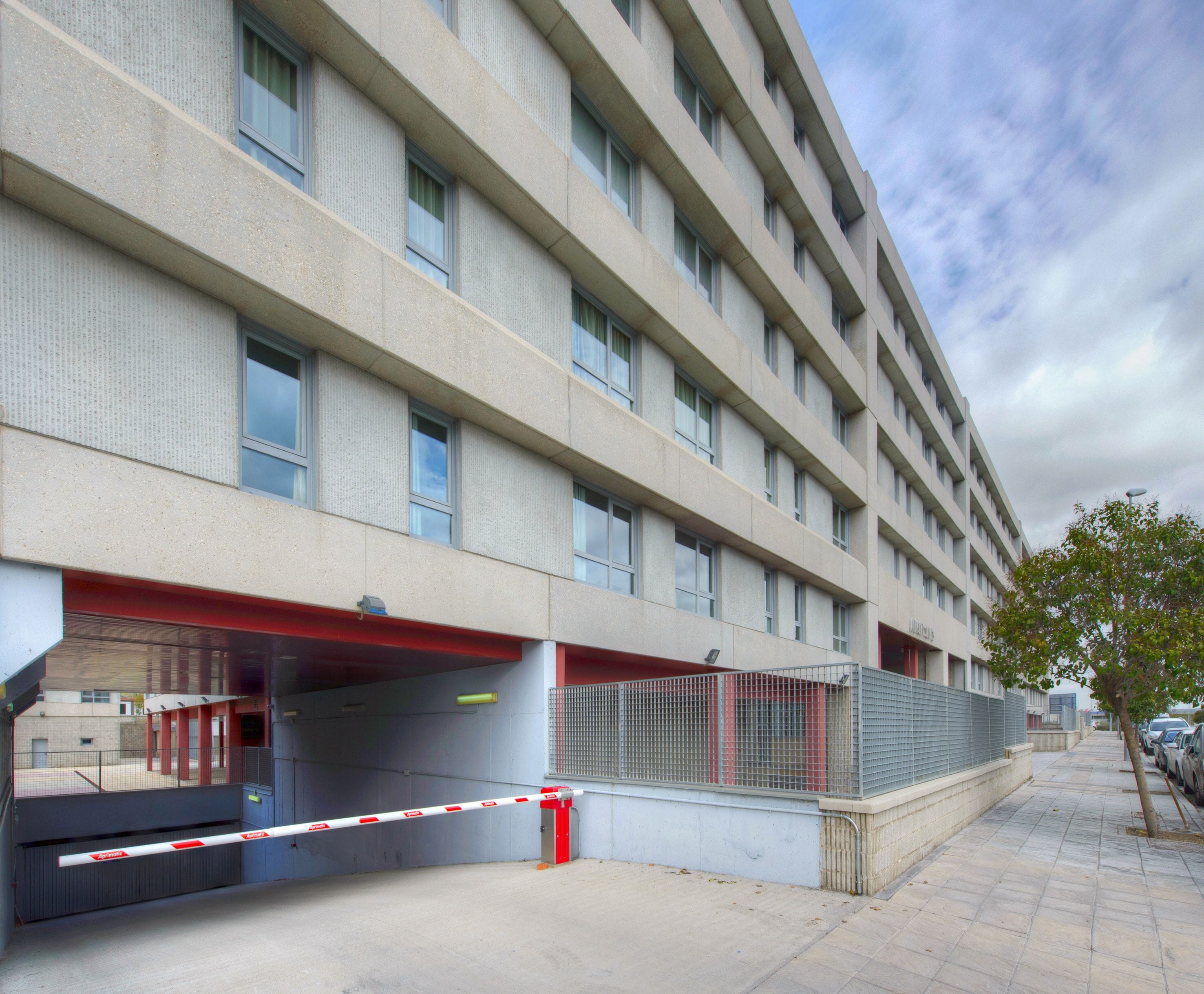 Foto - Madrid Airport Suites, Affiliated by Meliá