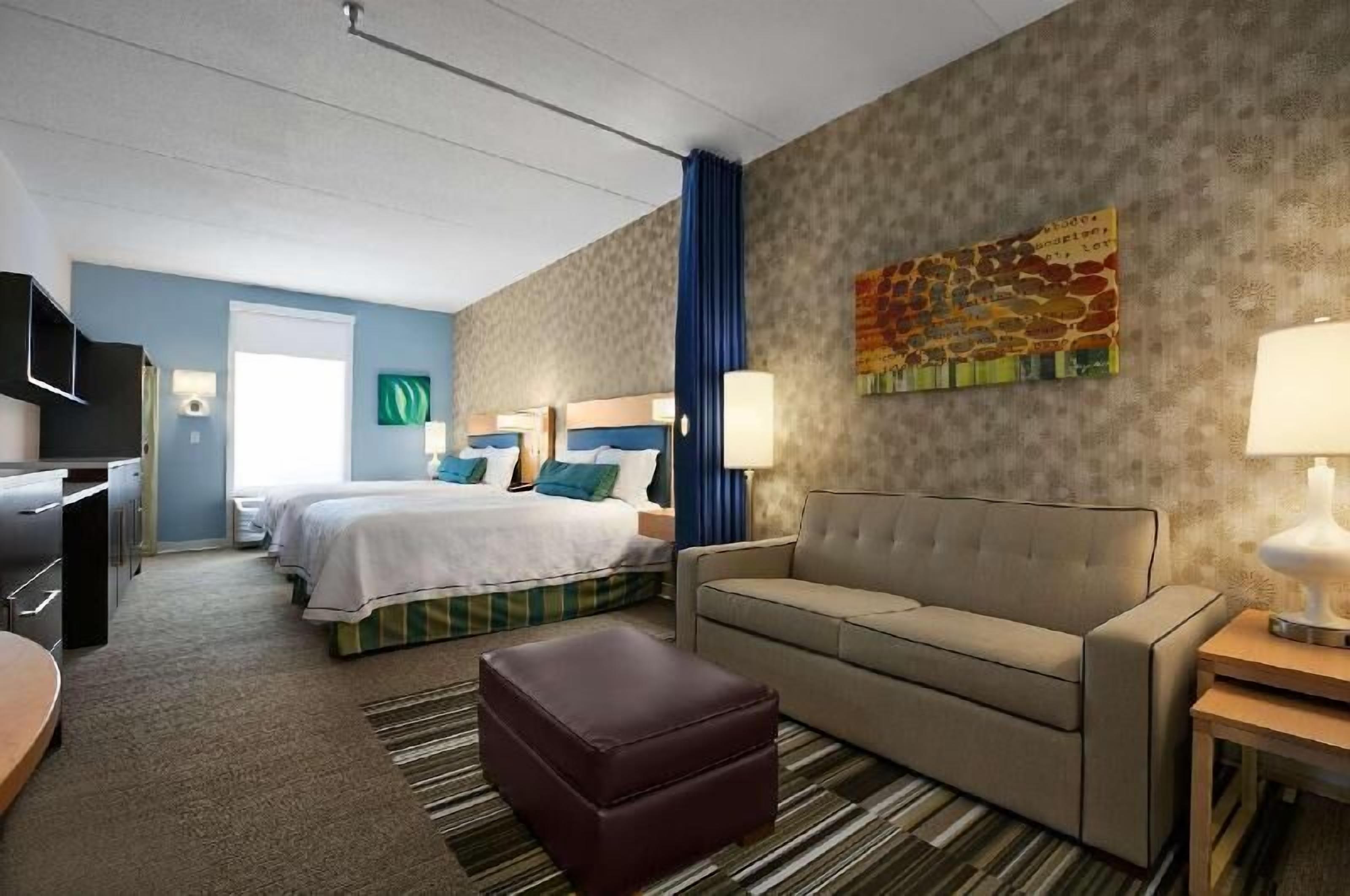 In-room safe, desk, laptop workspace, free cots/infant beds