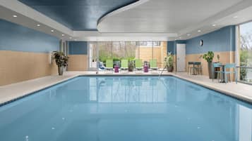 Piscine intérieure