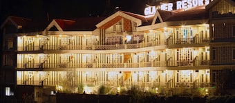 Glacier Resorts