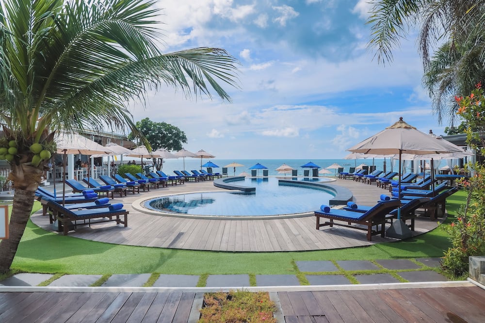 KC Beach Club & Pool Villas