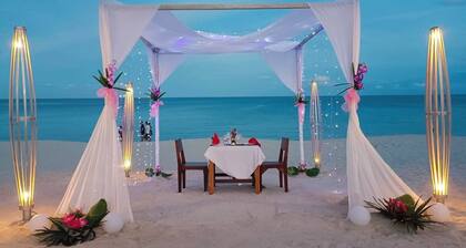 KC Beach Club & Pool Villas