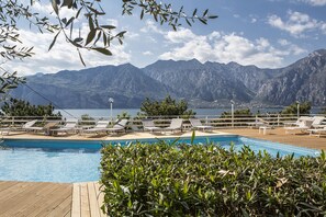 Studio | View from room - Residence Parco Lago Di Garda (Malcesine)