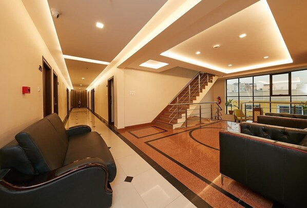 Lobby - Taz Kamar Inn (Chennai)
