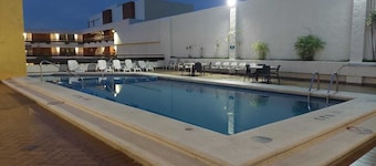 Hafersons Inn Hotel & Suites