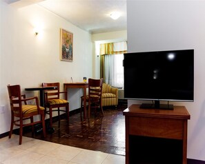 Interior - Hafersons Inn Hotel & Suites (Ciudad Madero)
