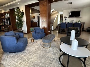 Lobby - Best Western Cumbres Inn Cd. Cuauhtémoc (Cuauhtemoc)