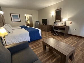 Suite, 2 Double Beds, Non Smoking, Refrigerator & Microwave