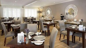 Dining - Lavender Farm Guest House (Franschhoek)