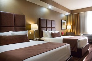 Standard Room, 2 Queen Beds, Non Smoking, Microwave | Premium bedding, down duvets, minibar, in-room safe - Best Western Premier Monterrey Aeropuerto (Apodaca)