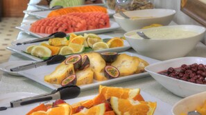 Daily full breakfast for a fee - Paradise Hotel And Resort (Norfolk Island)