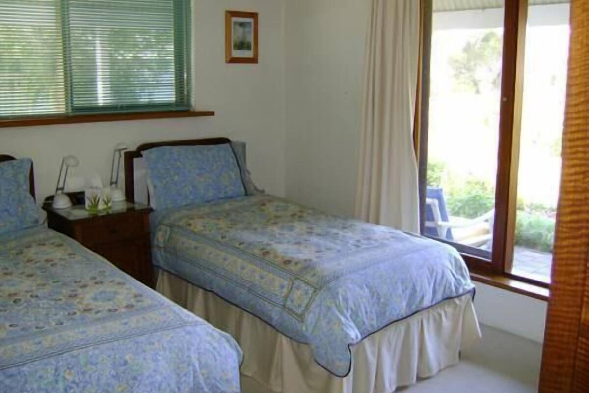 Habitación con 2 camas individuales