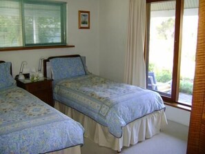 Habitación con 2 camas individuales
