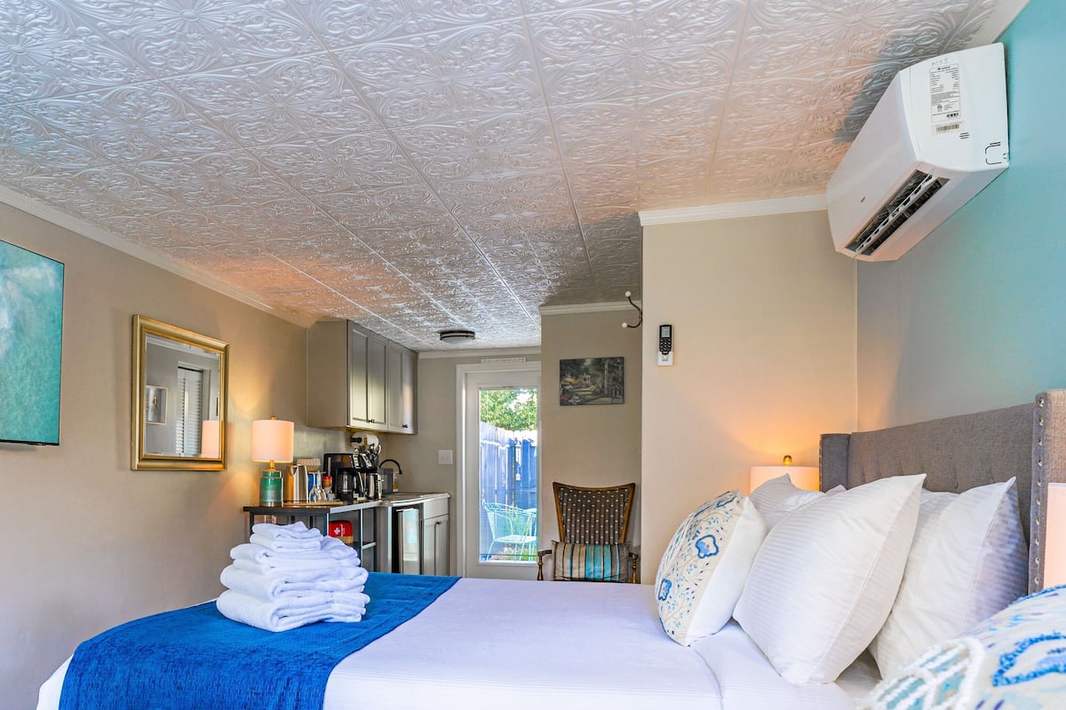 Egyptian cotton sheets, premium bedding, memory-foam beds