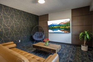 Lounge - Inn The Mountains, an Ascend Collection Hotel (Hope)