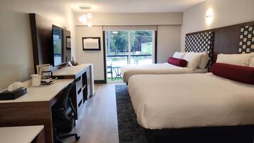 1 bedroom, premium bedding, desk, blackout curtains