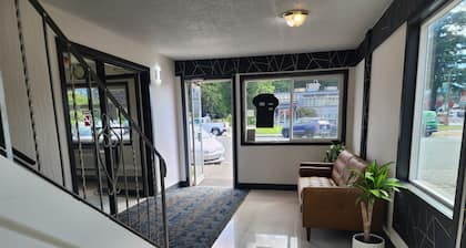 Windsor Motel
