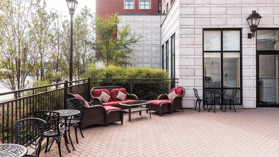 Residence Inn by Marriott Ottawa Airport