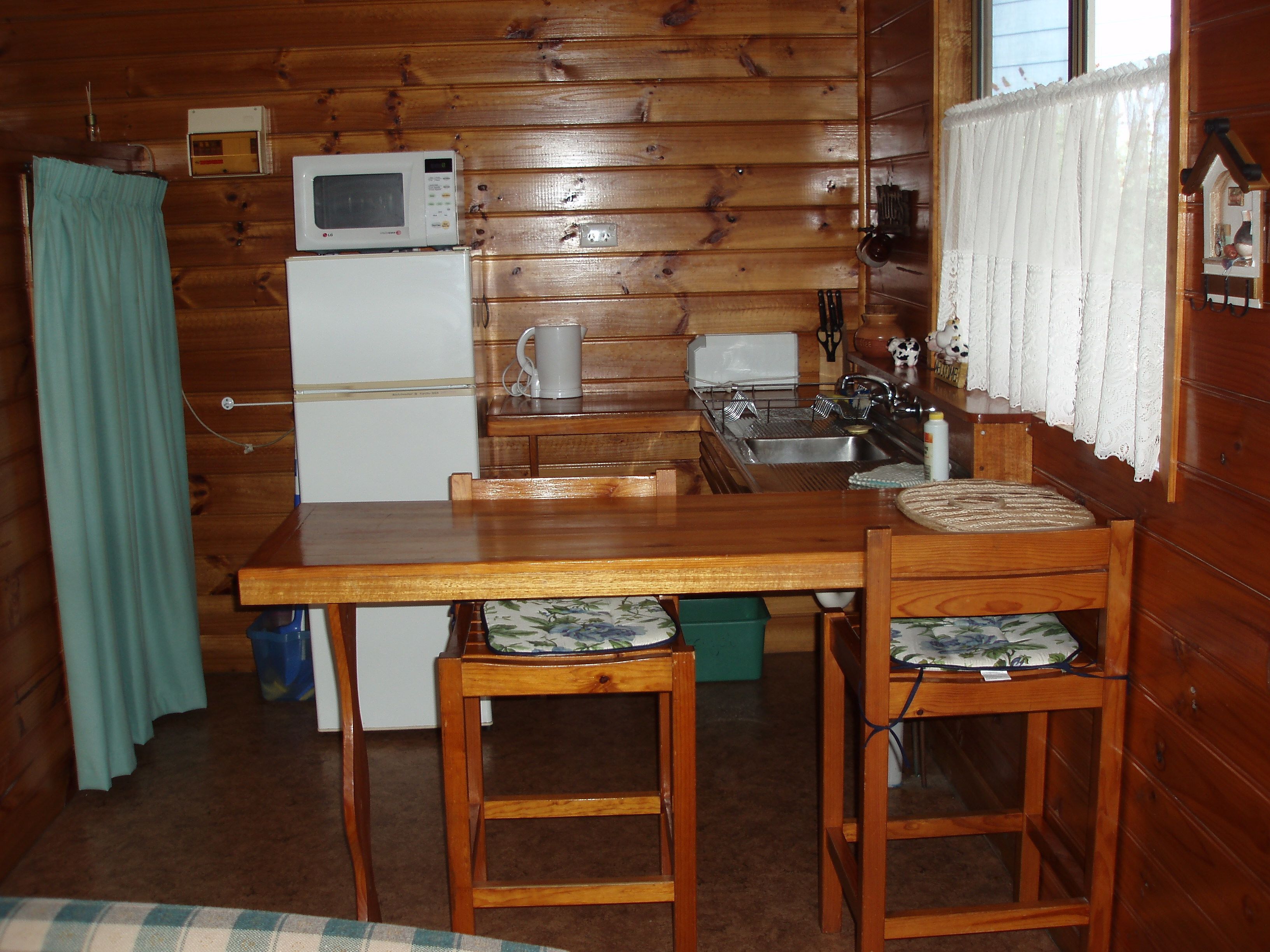 Boat Harbour Garden Cottages — image 17