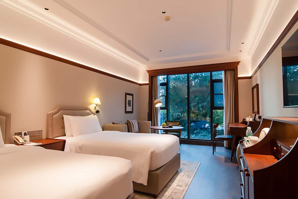 business twin room | premium bedding, minibar, in-room safe, desk