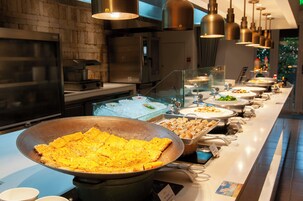 Breakfast buffet